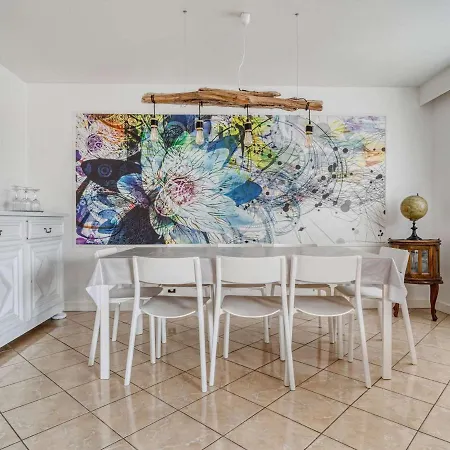 Biarritz, 5 Pieces, 8 Personnes - Fr-1-3-575 Apartment Biarritz