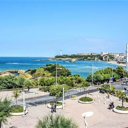 Apartment Biarritz, 5 Pieces, 8 Personnes - Fr-1-3-575 *