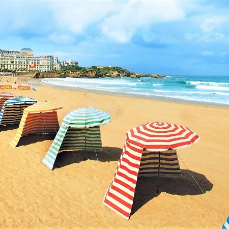 Biarritz, 5 Pieces, 8 Personnes - Fr-1-3-575 Apartment